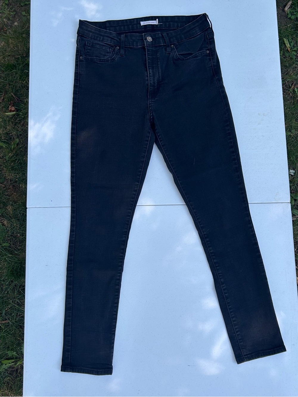 Levi's High-Rise Black Skinny Jeans